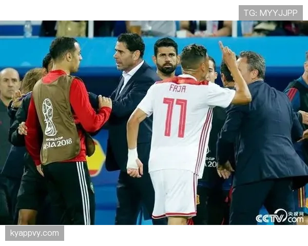 替补席外冲突如何判罚？规则详解与VAR介入逻辑